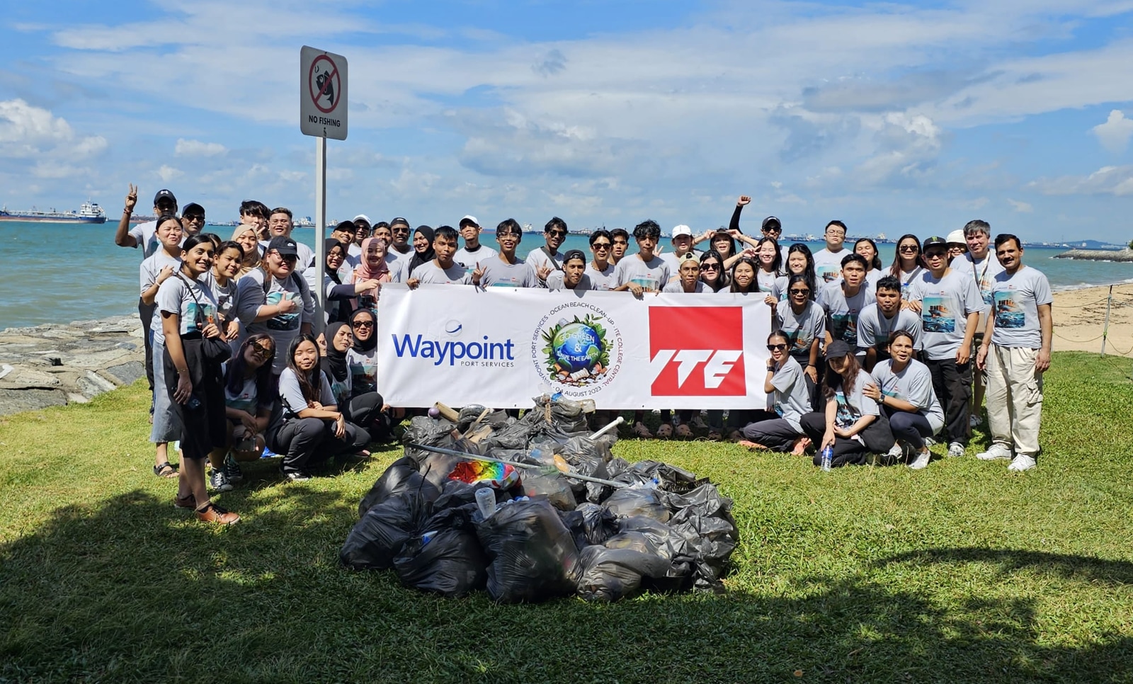 Waypoint Singapore & ITE College Central Maritime Business – Beach Clean Up